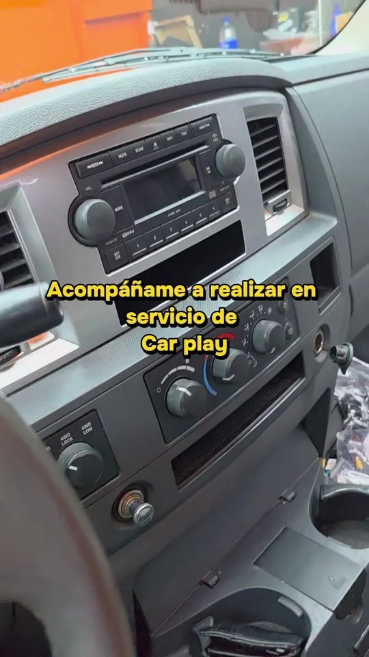 Radio con CarPlay en el tablero